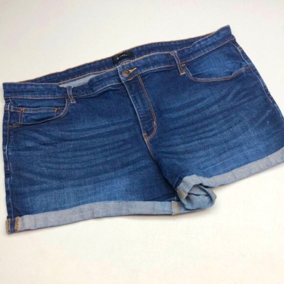 Denim - LIKE NEW R JEANS HIGH-RISE SHORTS W33